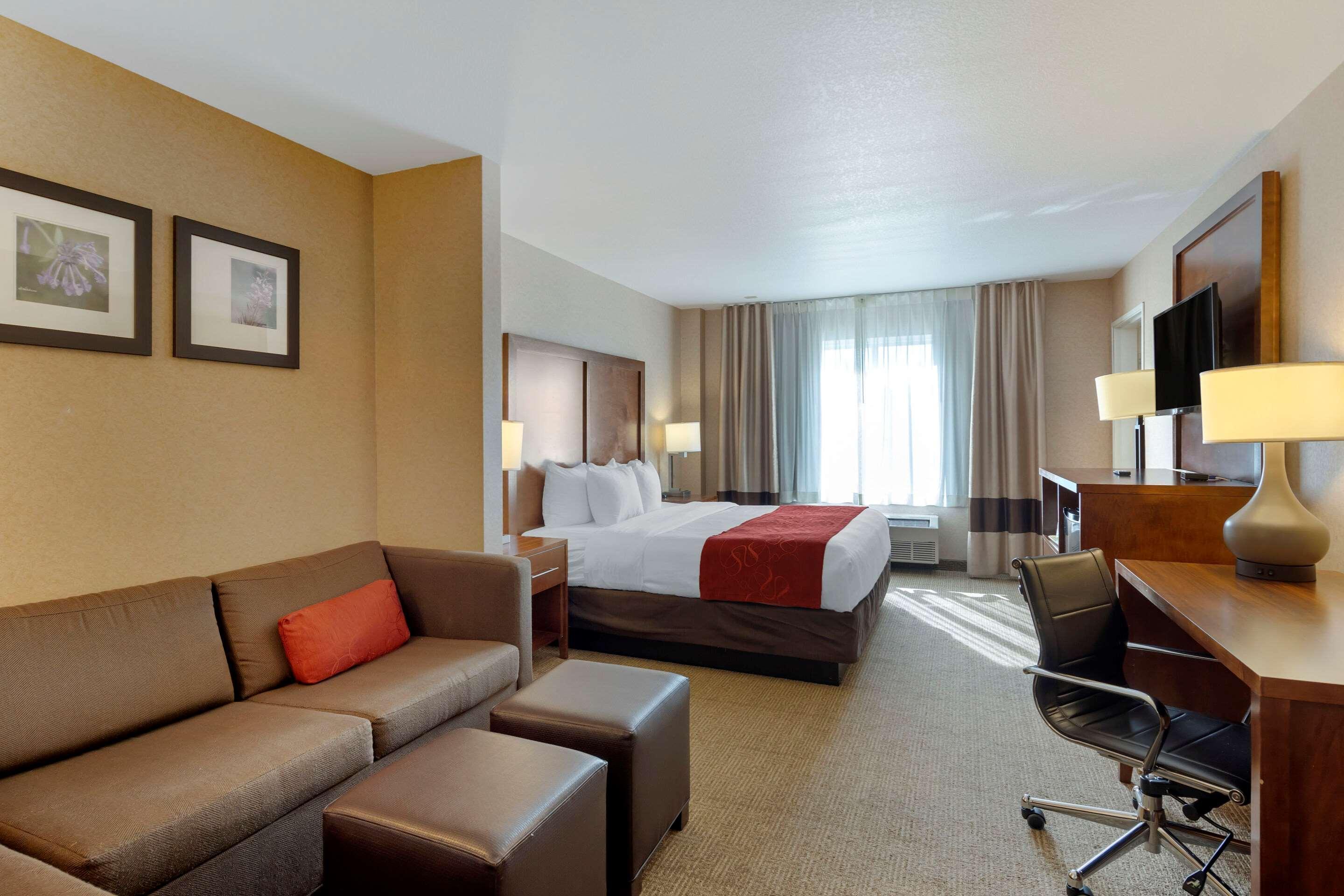 Comfort Suites Anchorage International Airport Екстериор снимка