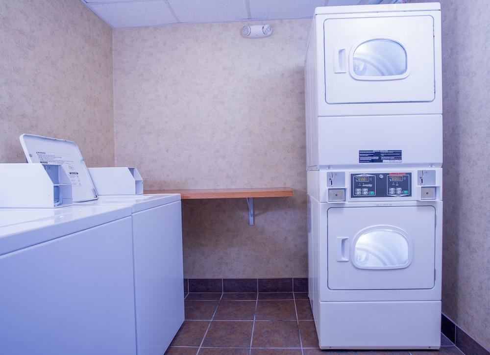 Comfort Suites Anchorage International Airport Екстериор снимка